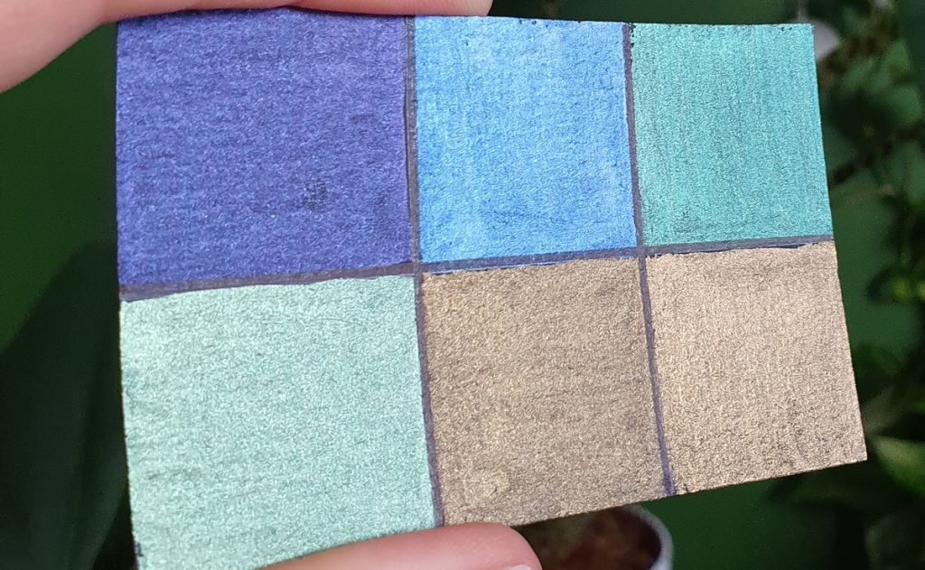 aquarelle sur papier blanc